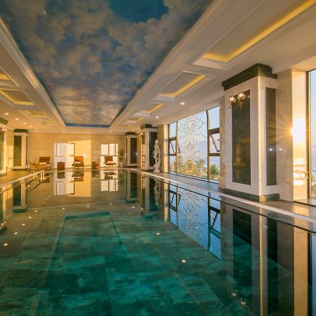 Eden Ocean View Hotel Дананг Екстер'єр фото