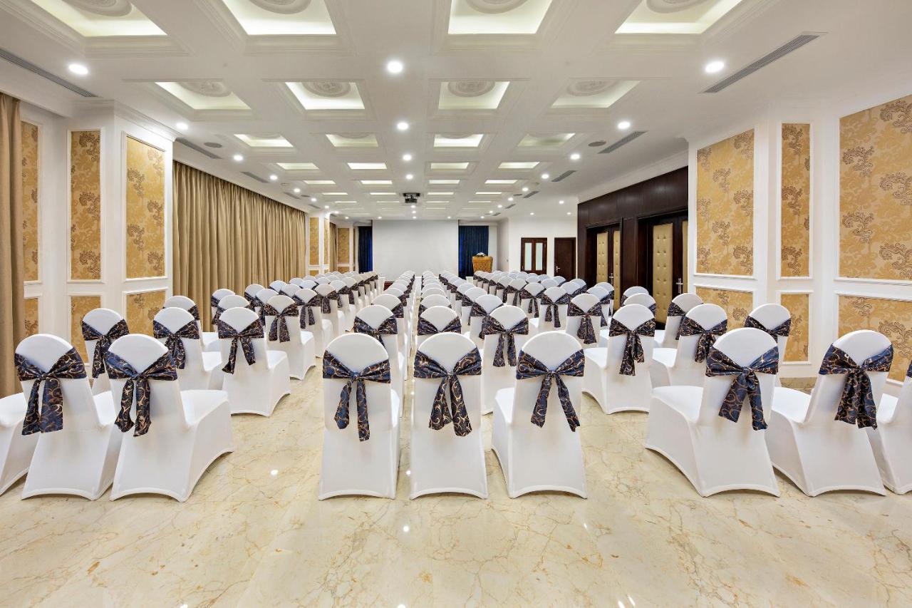 Eden Ocean View Hotel Дананг Екстер'єр фото
